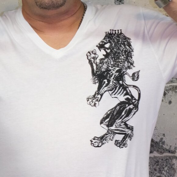 Royal Lion - V-neck WhiteT-Shirt - by Devils May Care - Unisex - Picture 5 of 7